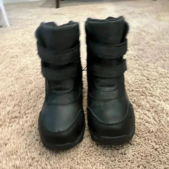 NWT new target kids 3 baker all in motion waterproof Velcro black boots snow - Picture 8 of 17